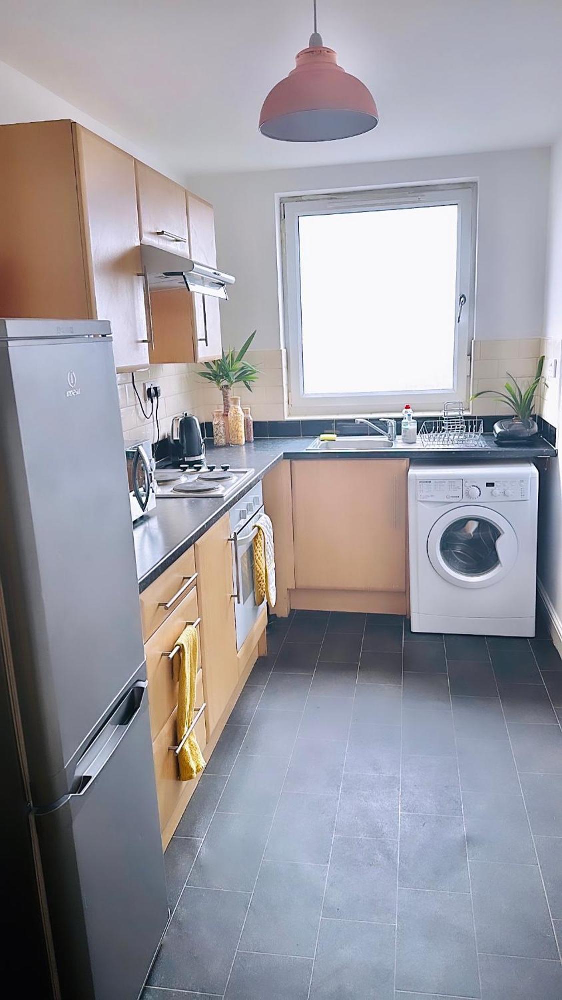Unique View Of Anfield Stadium - Charming 2 Bedroom Apartment In Liverpool With Parking Exterior foto